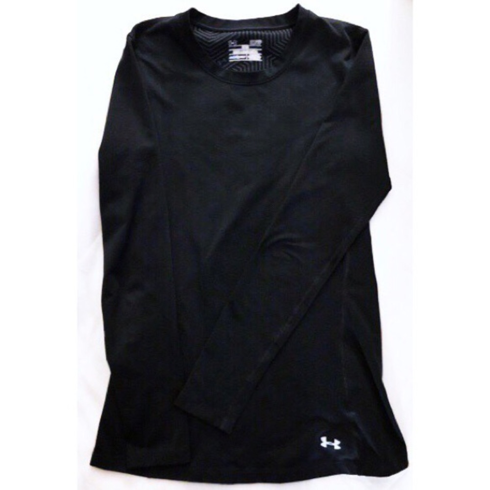 Black UA ColdGear fitted compression top, Sz S